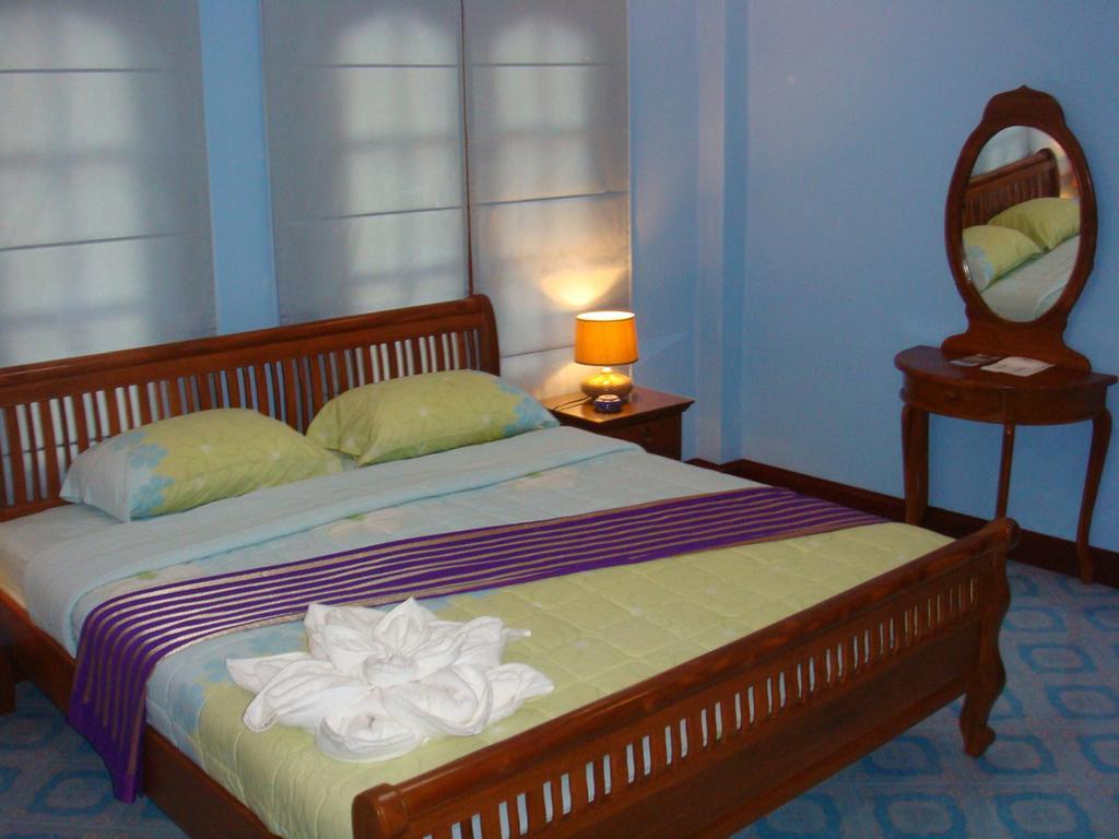 Majestic Villas Phuket Rawai Buitenkant foto