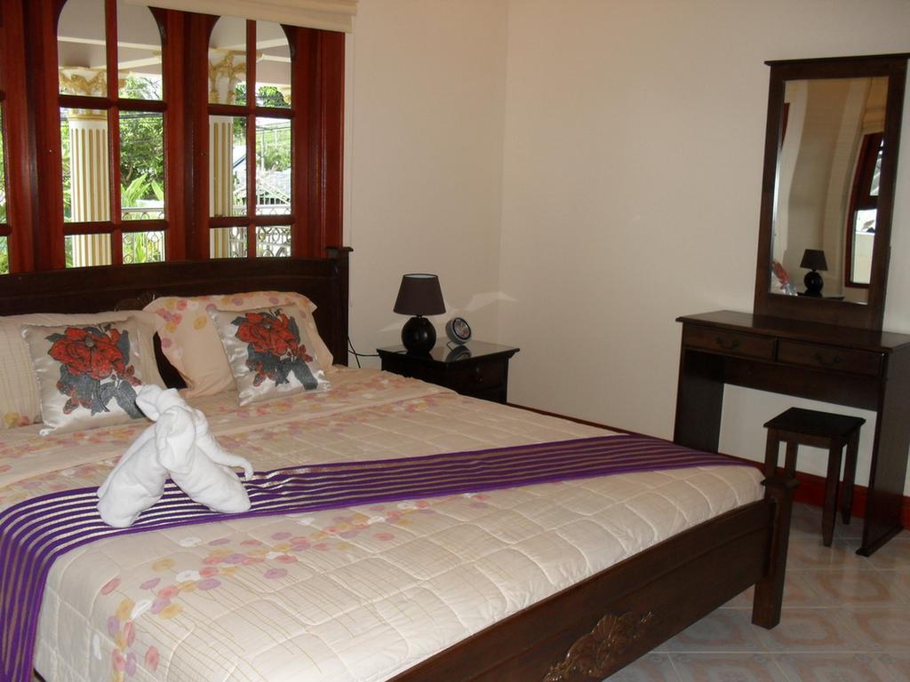 Majestic Villas Phuket Rawai Buitenkant foto