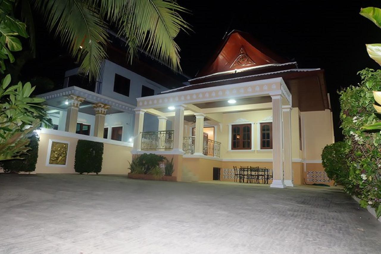Majestic Villas Phuket Rawai Buitenkant foto