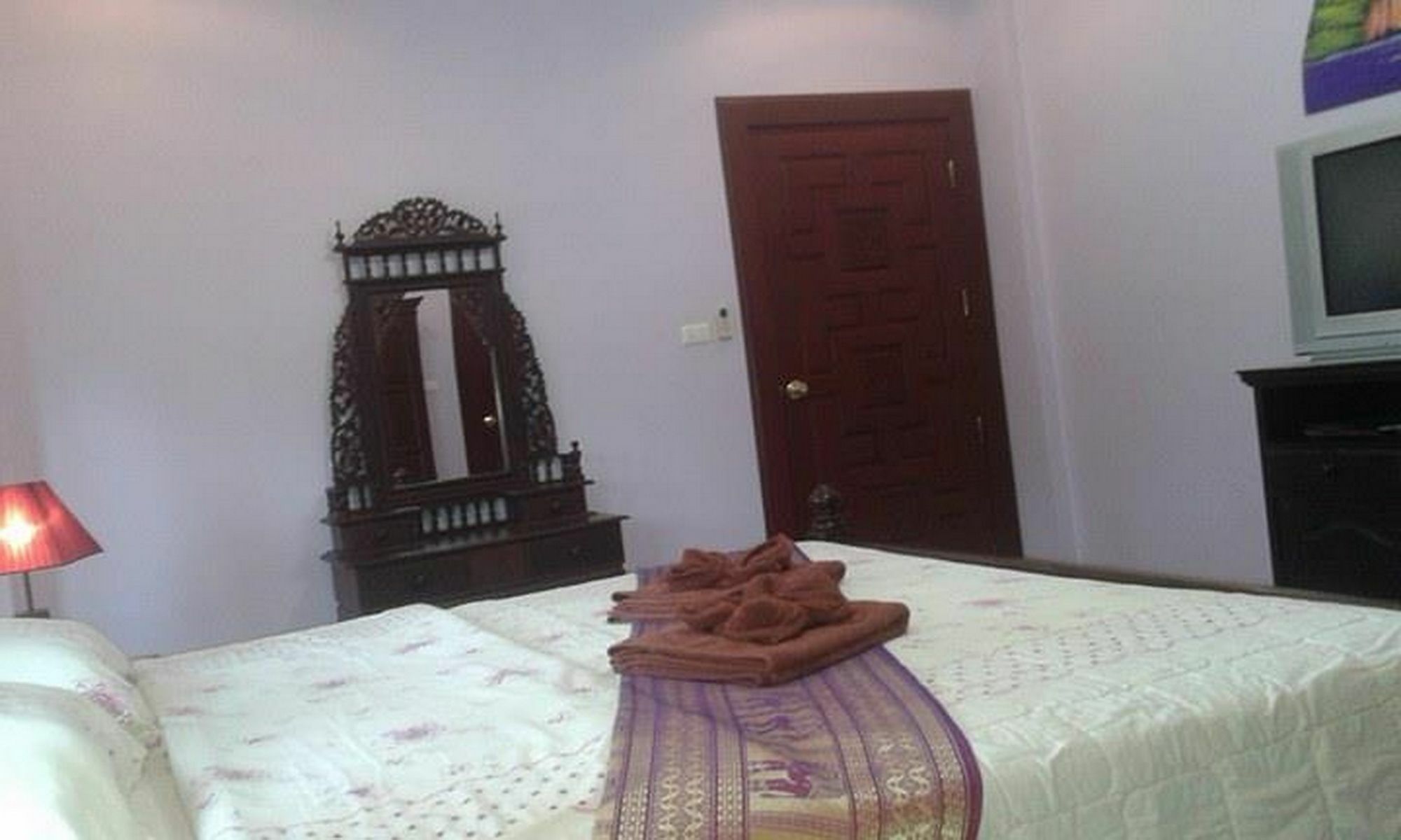 Majestic Villas Phuket Rawai Buitenkant foto